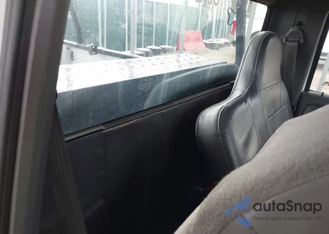 2002 Ford Ranger Xl/Xlt z USA, uszkodzony, nr VIN 1FTYR10D72TA02685